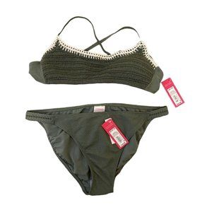 Crochet 2-Piece Women’s Swim Suit Top L Bottom XL Green New